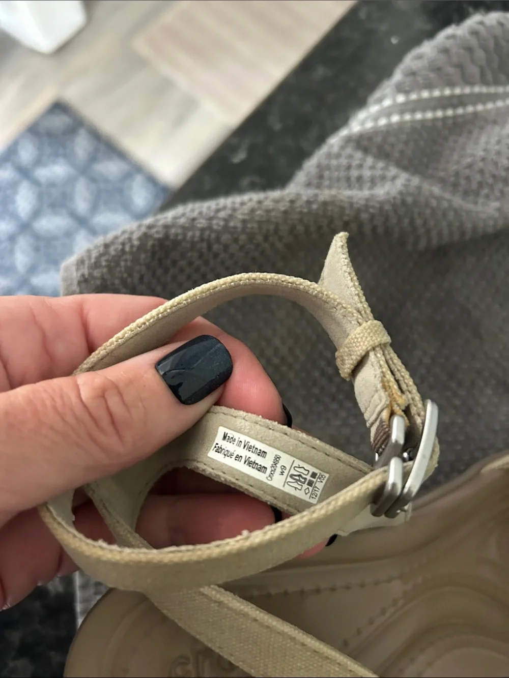 CROCS tan canvas